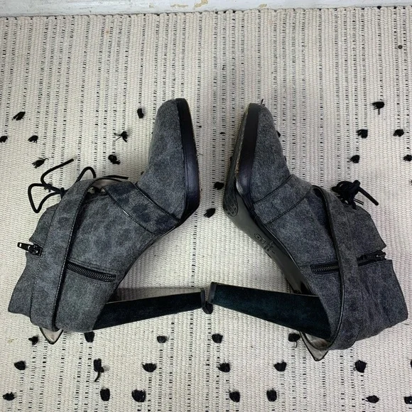 REBECCA TAYLOR Lace Up Heeled Grey Ankle Booties 9 - Picture 6 of 10